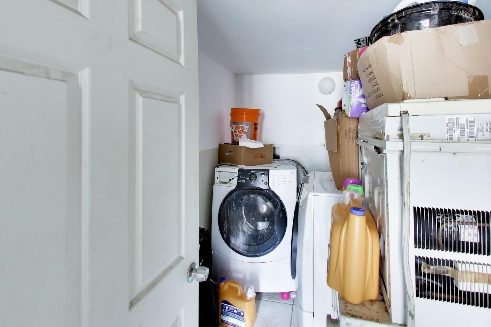 1116 S Homan Avenue, Chicago, IL 60624