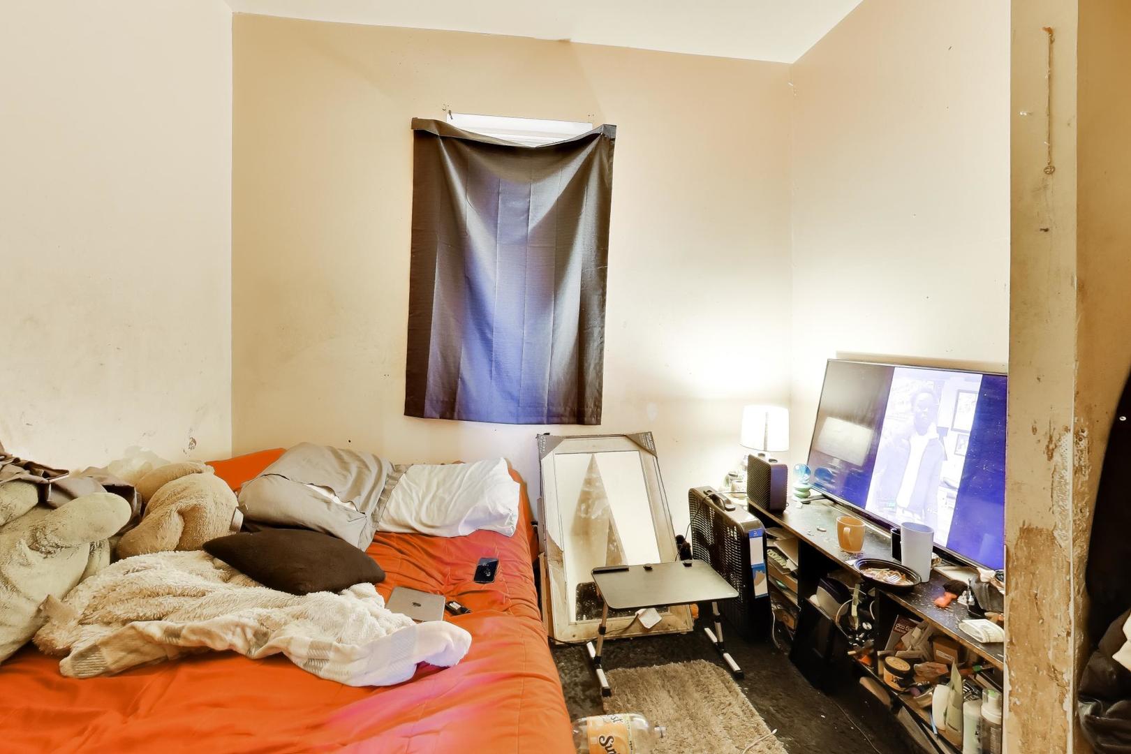 1116 S Homan Avenue, Chicago, IL 60624