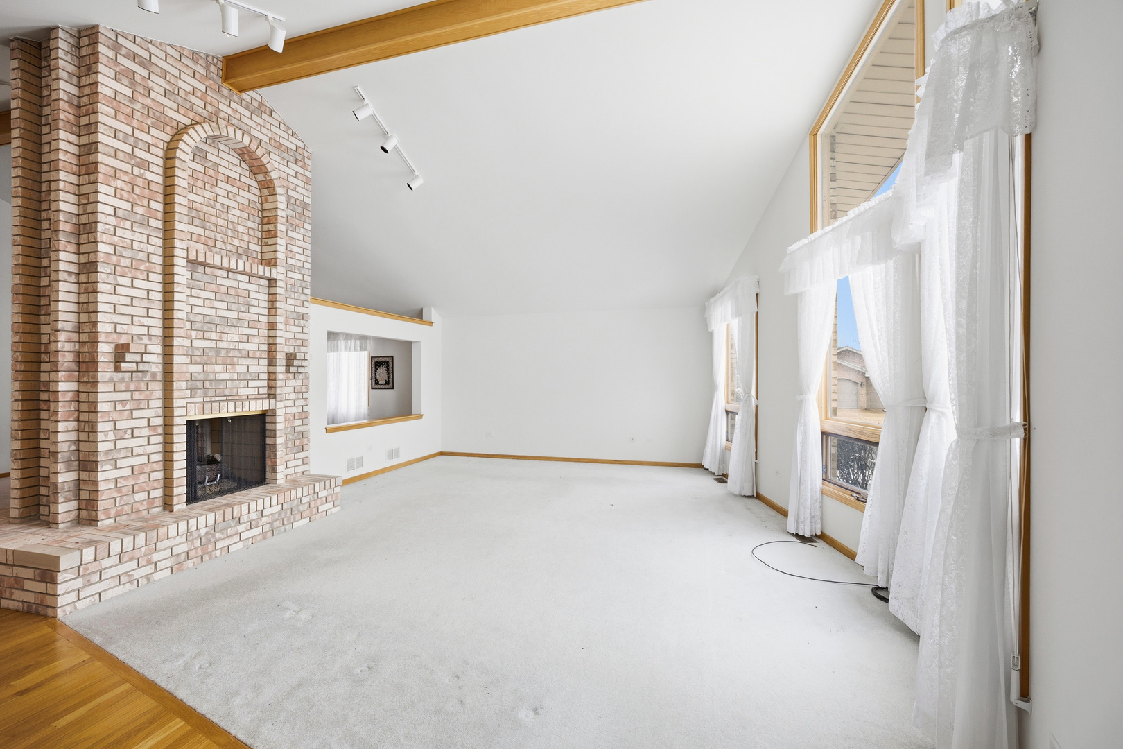 19518 Ridgemont Drive, Tinley Park, IL 60487