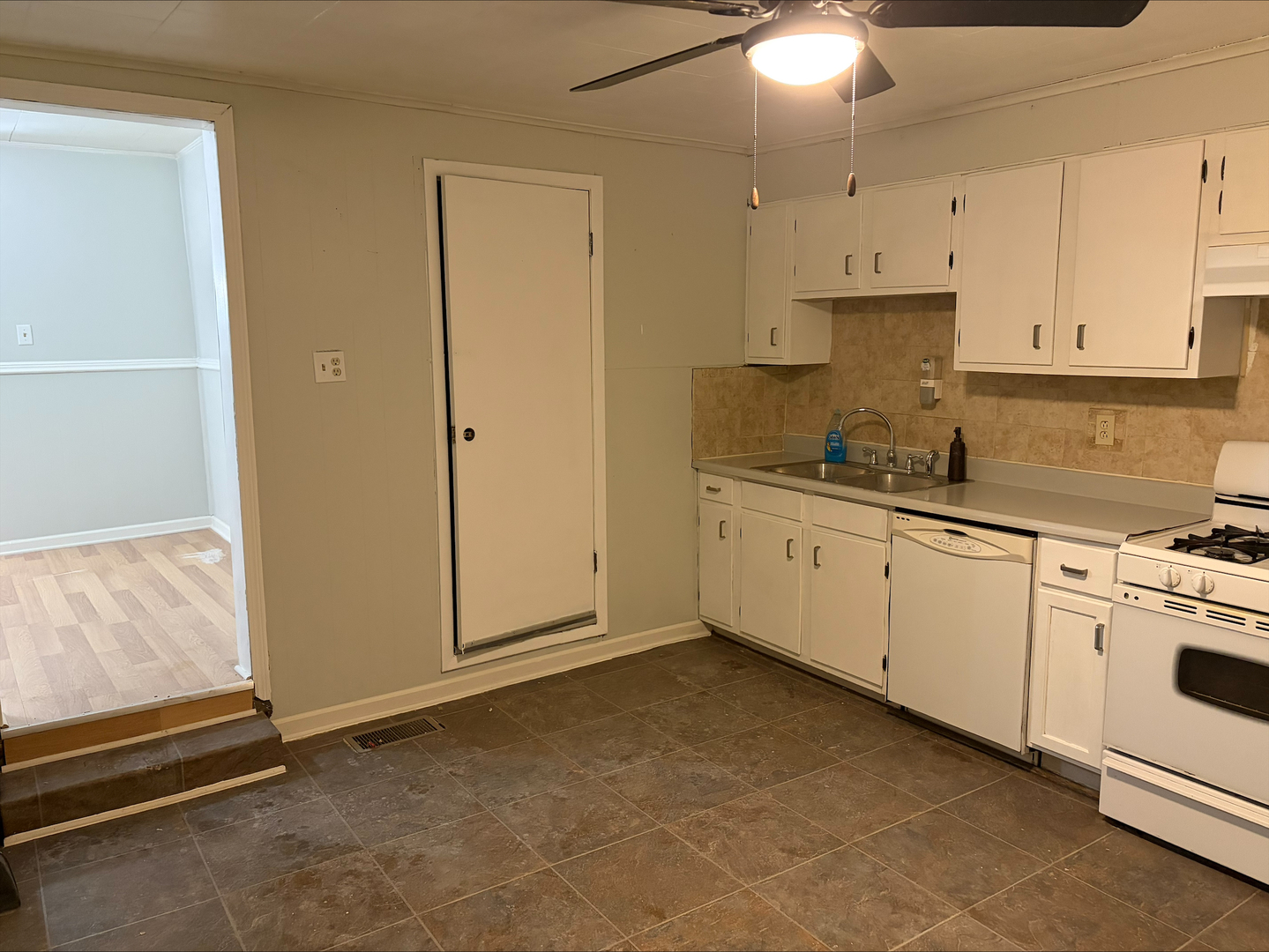 1116 Chestnut Street, Ottawa, IL 61350