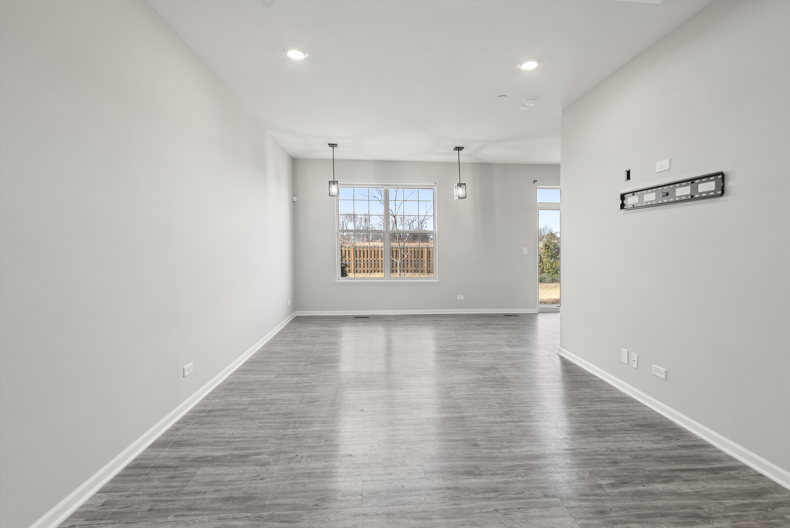 2045 Stuttle Road, Batavia, IL 60510