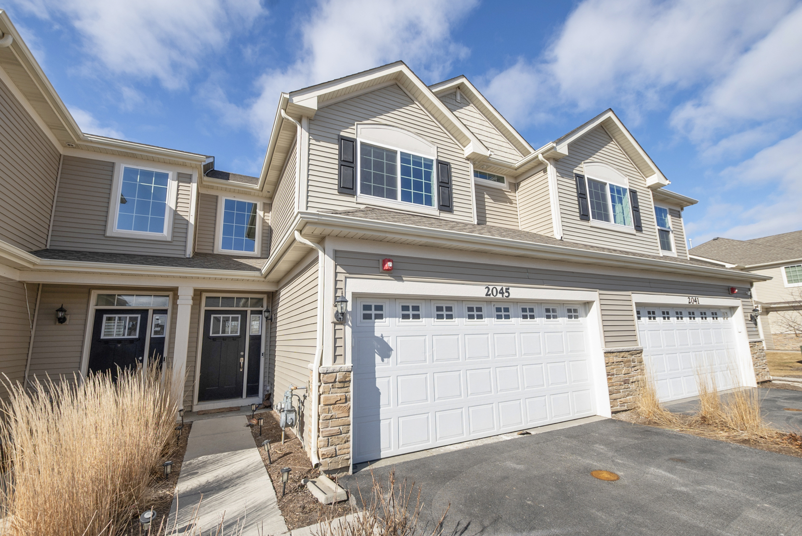 2045 Stuttle Road, Batavia, IL 60510