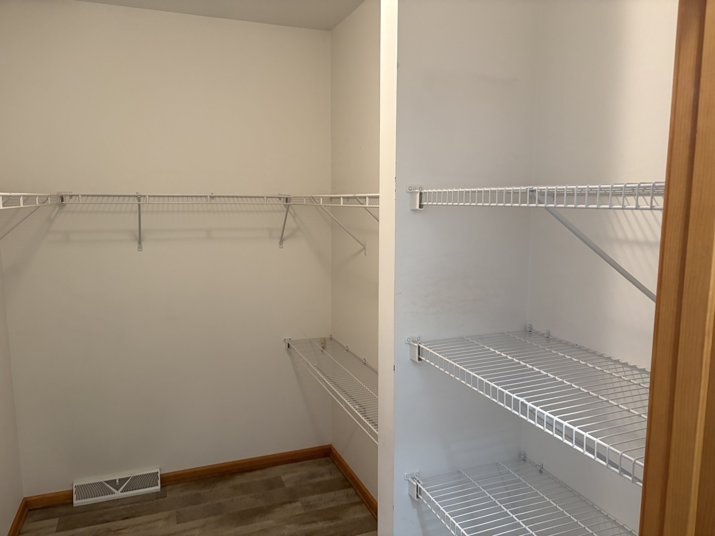 272 Rodeo Drive, Grayslake, IL 60030