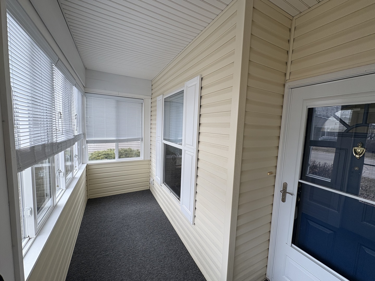 272 Rodeo Drive, Grayslake, IL 60030