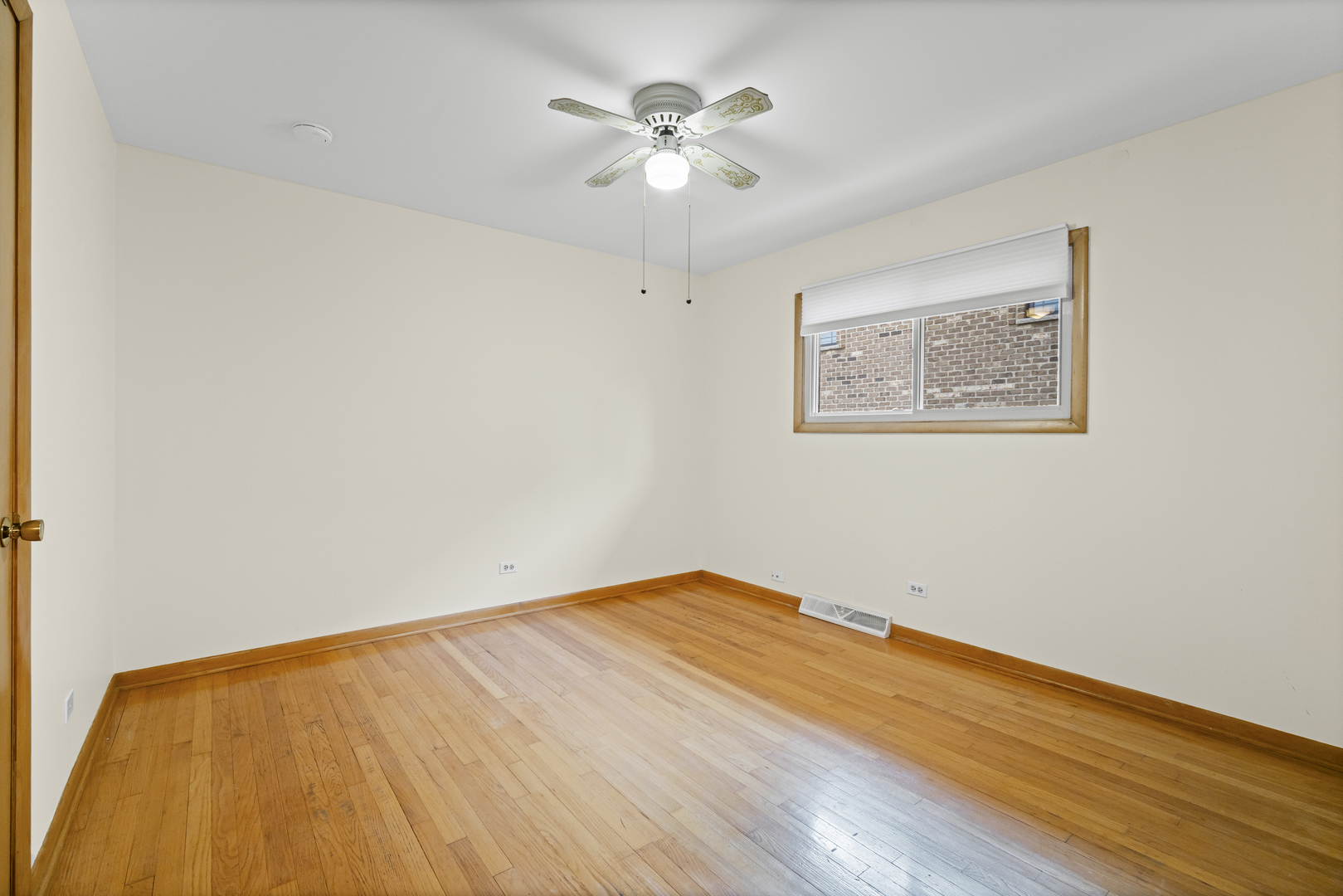 421 N Elm Street, Itasca, IL 60143