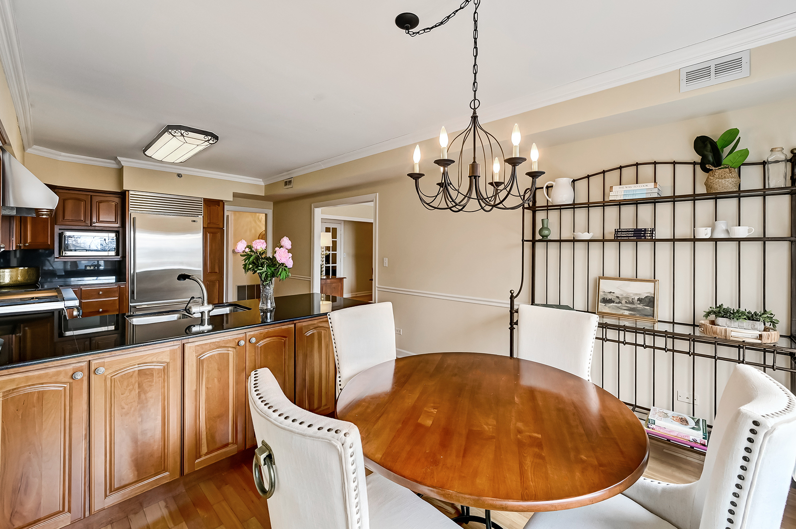 3525 S Cass Court #515, Oak Brook, IL 60523