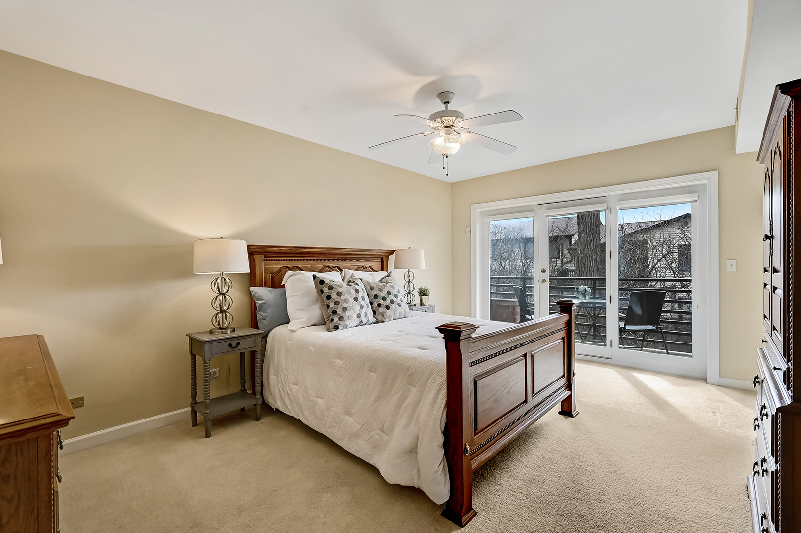 3525 S Cass Court #515, Oak Brook, IL 60523