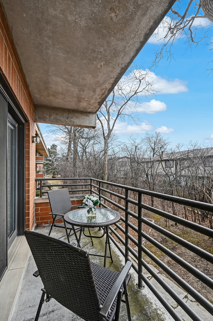 3525 S Cass Court #515, Oak Brook, IL 60523