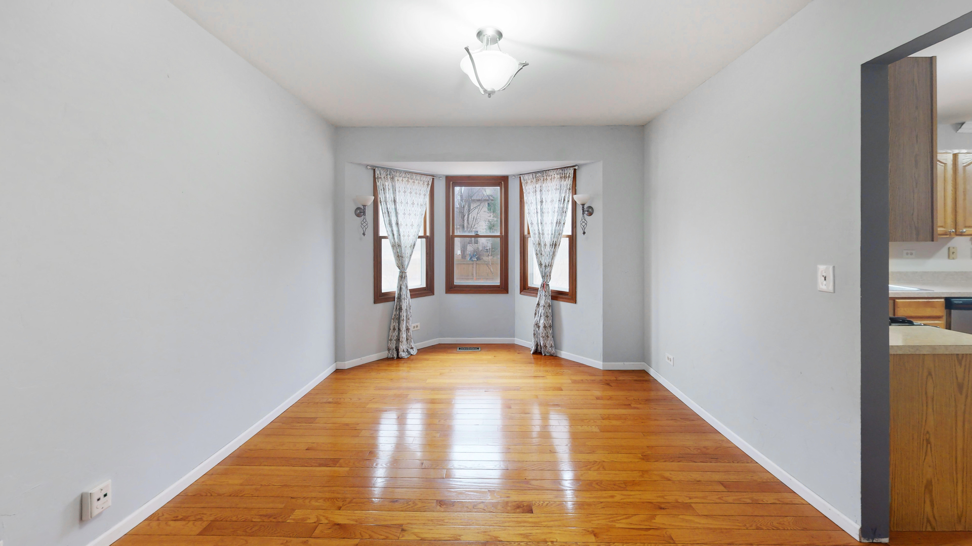 303 Fox Chase Drive, Oswego, IL 60543