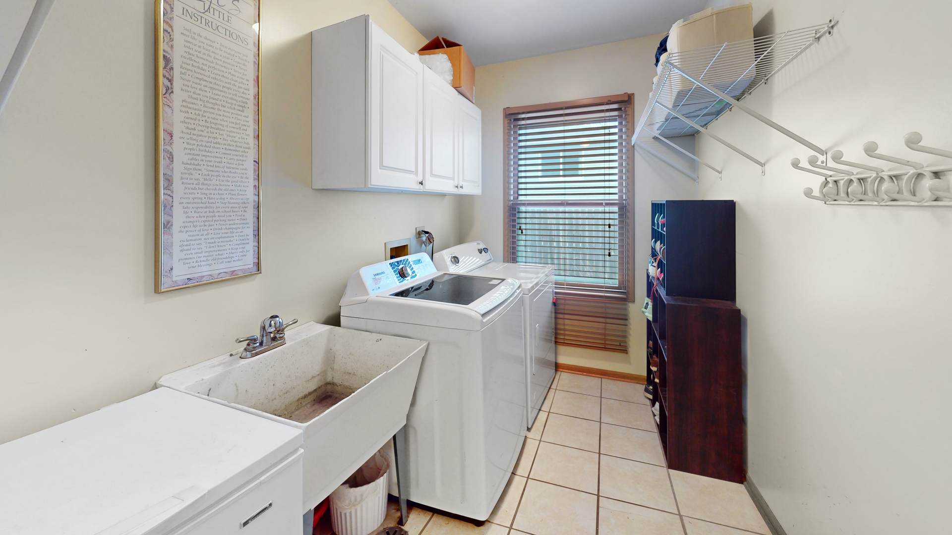 303 Fox Chase Drive, Oswego, IL 60543