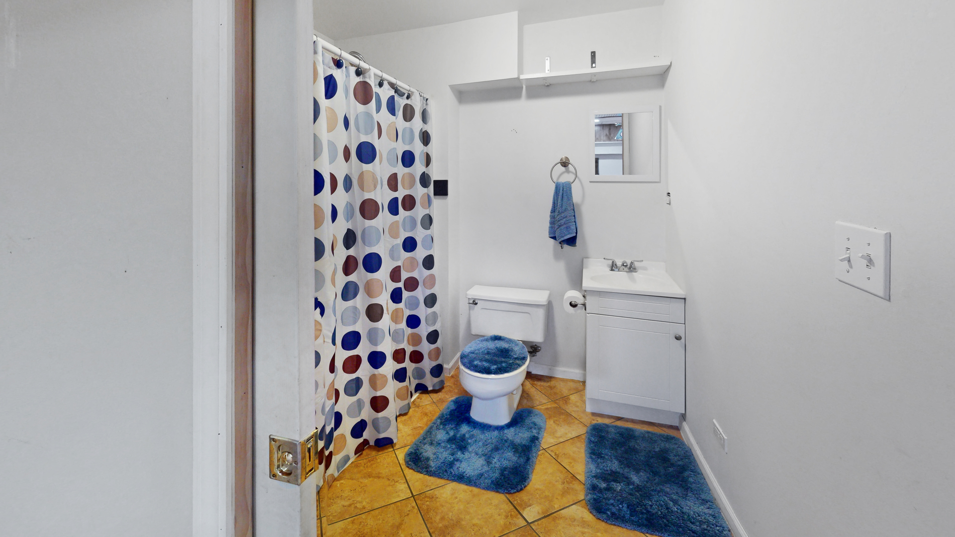 303 Fox Chase Drive, Oswego, IL 60543