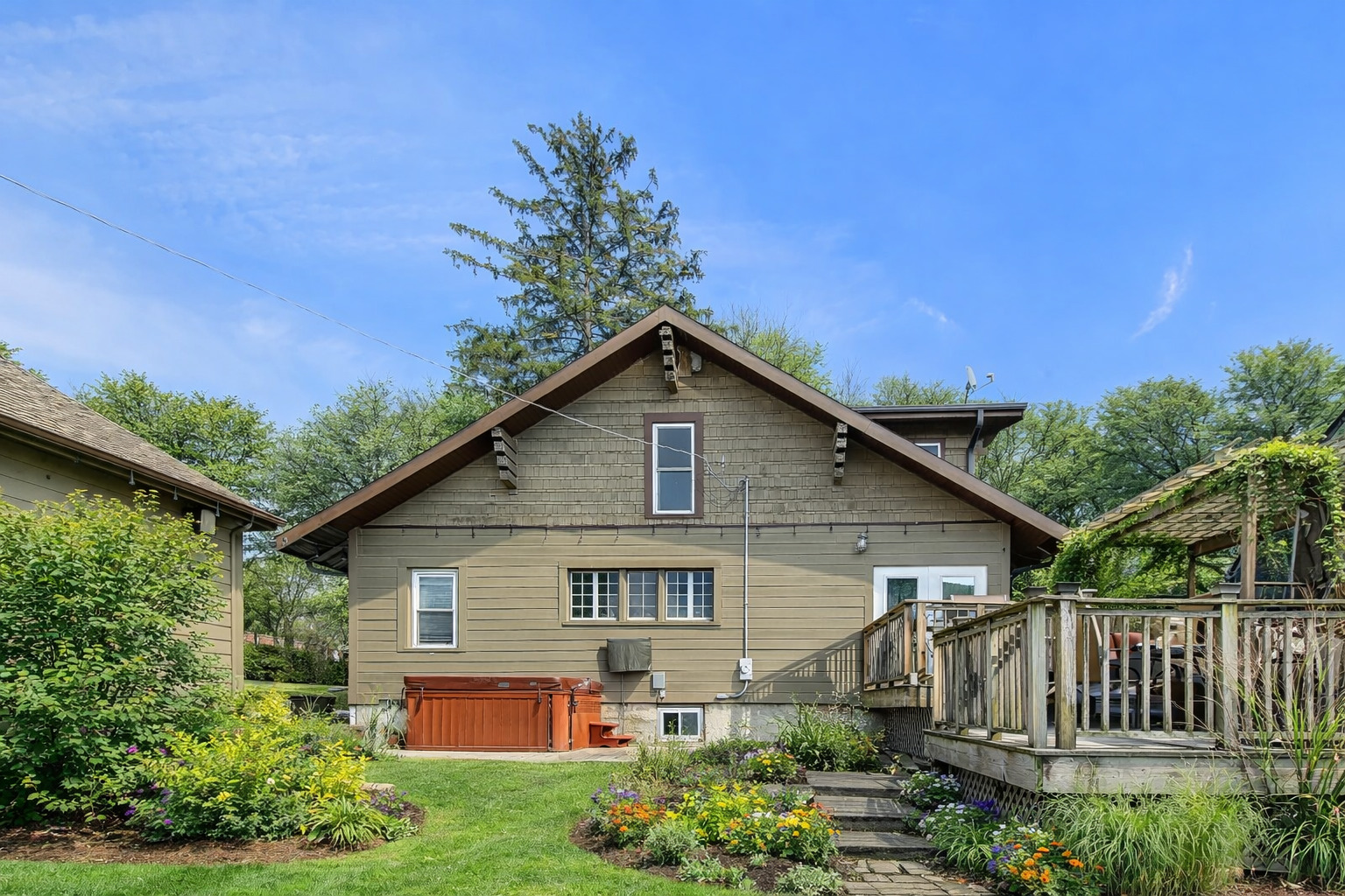 5120 Grand Avenue, Downers Grove, IL 60515