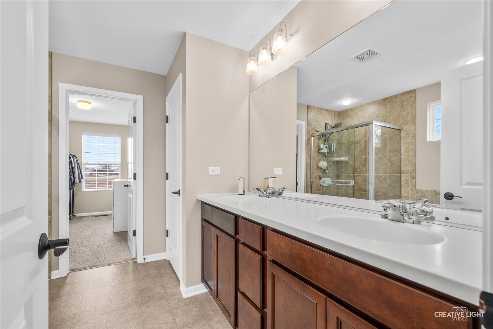 1721 HARCOURT Drive, Woodridge, IL 60517