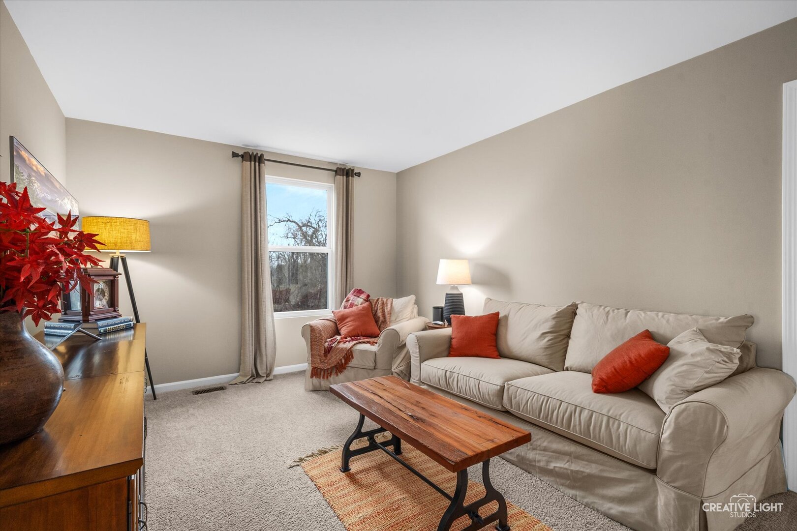 1721 HARCOURT Drive, Woodridge, IL 60517