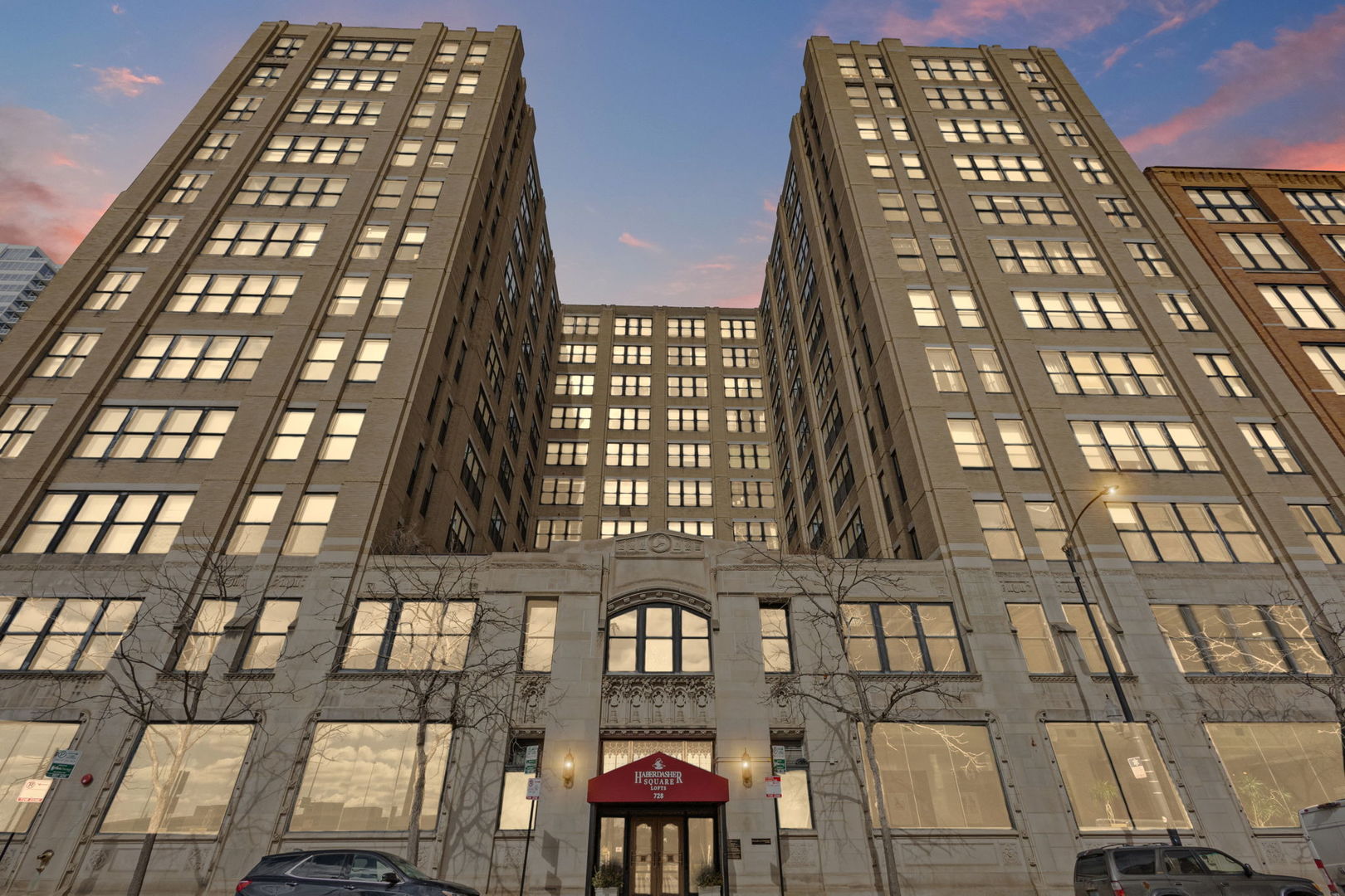 728 W Jackson Boulevard #701, Chicago, IL 60661