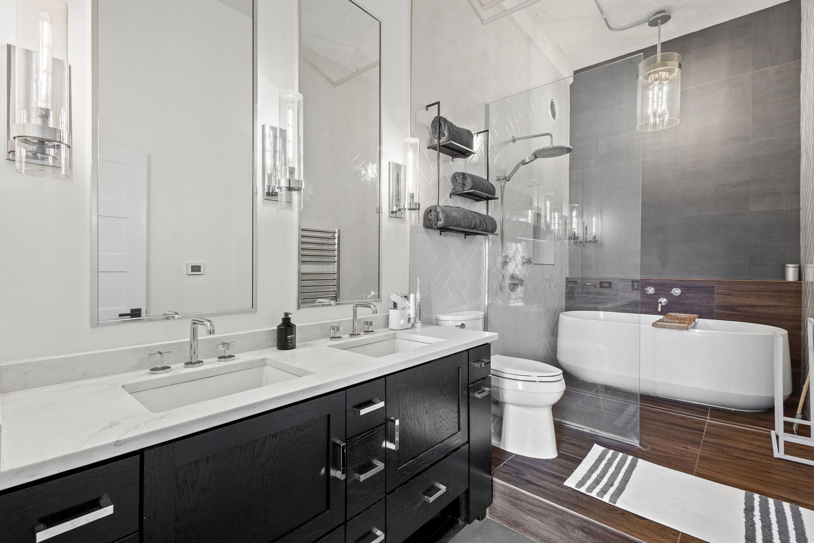 728 W Jackson Boulevard #701, Chicago, IL 60661