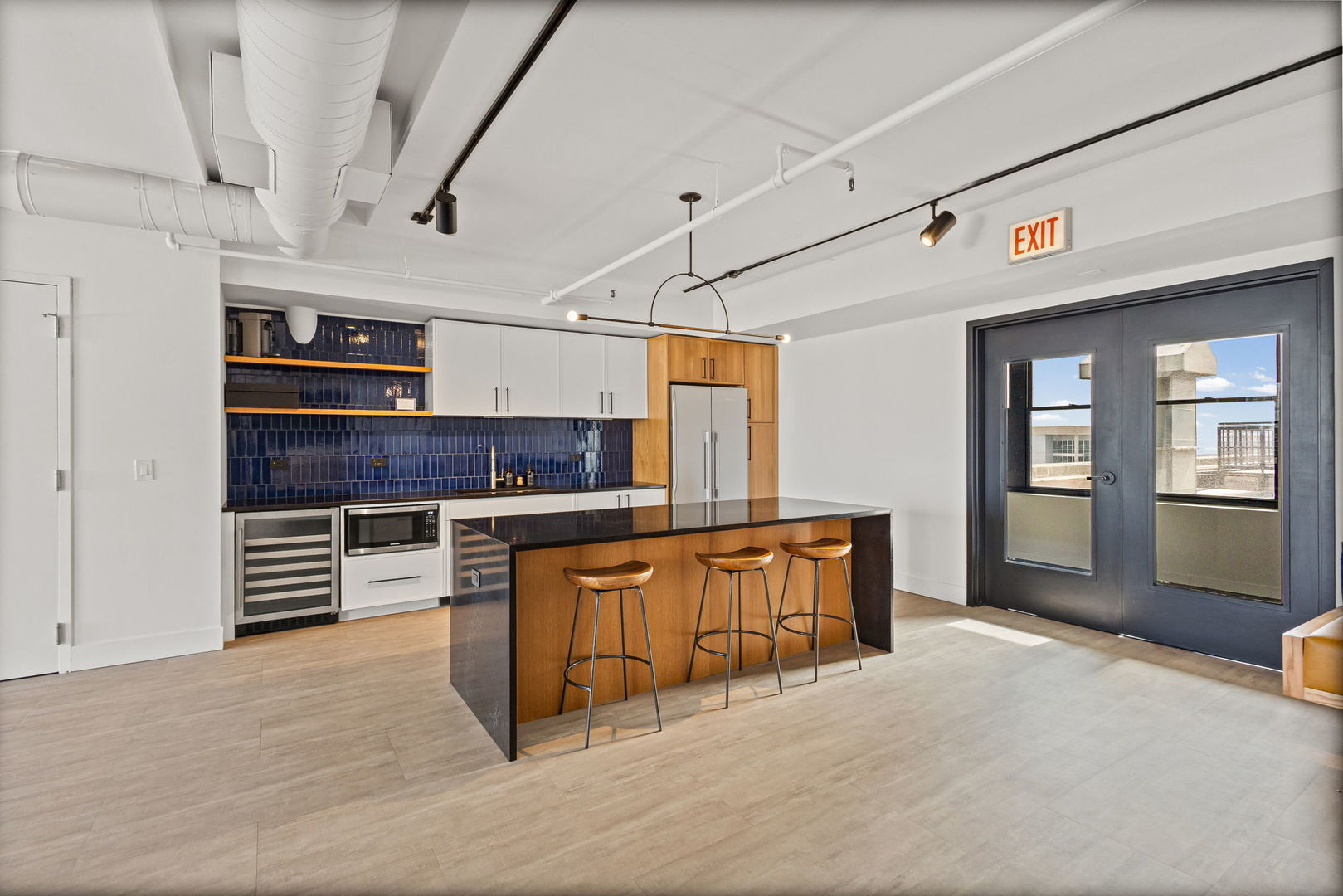 728 W Jackson Boulevard #701, Chicago, IL 60661