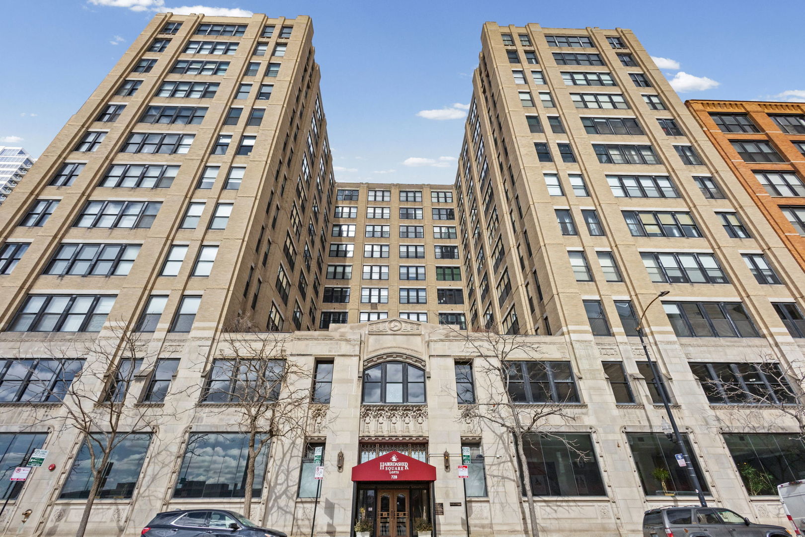 728 W Jackson Boulevard #701, Chicago, IL 60661