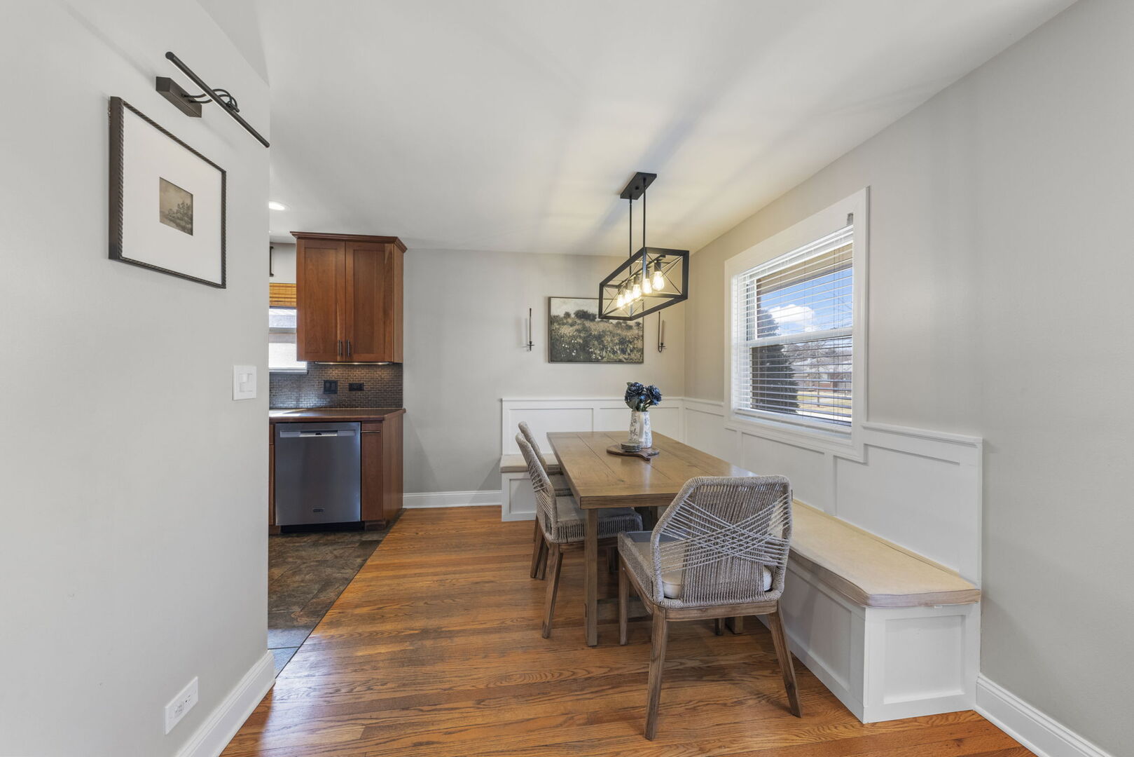 245 N Lombard Avenue, Lombard, IL 60148