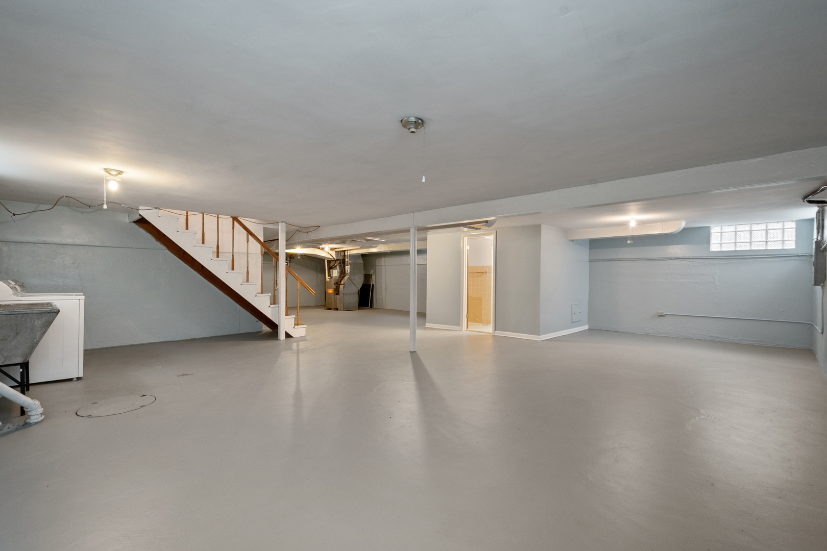 5840 N Kimball Avenue, Chicago, IL 60659