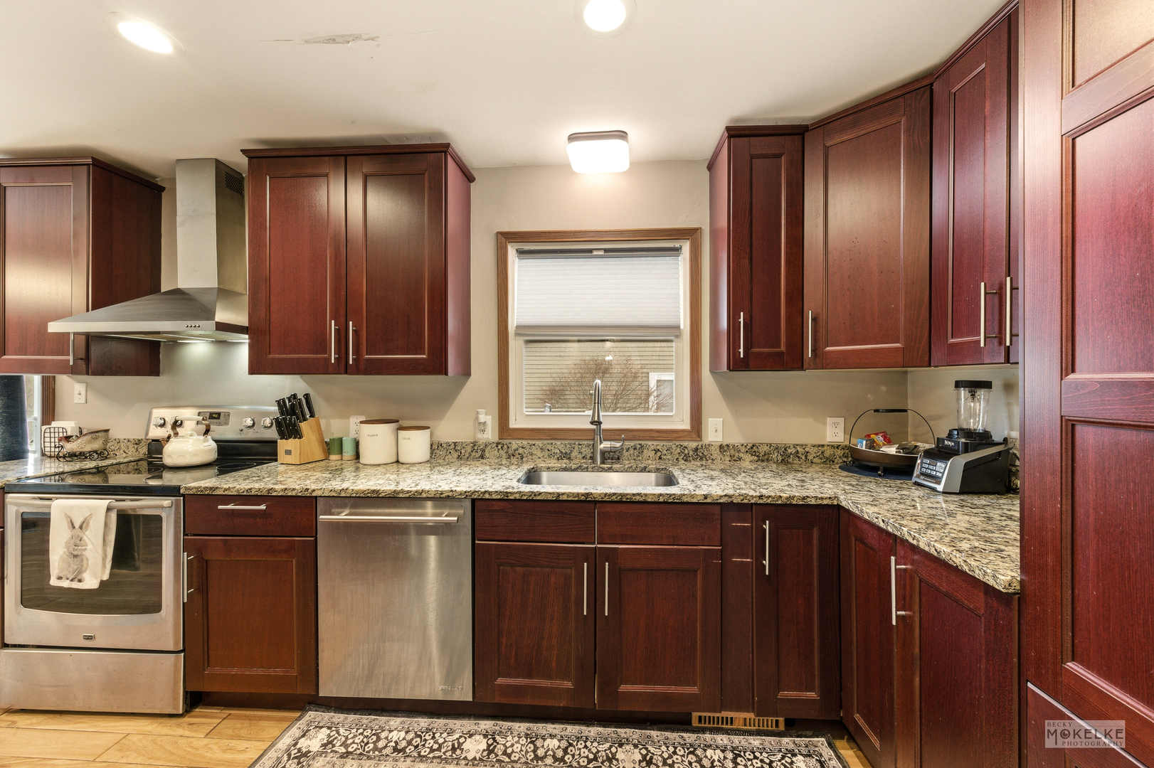 1238 Lakewood Drive, Somonauk, IL 60552