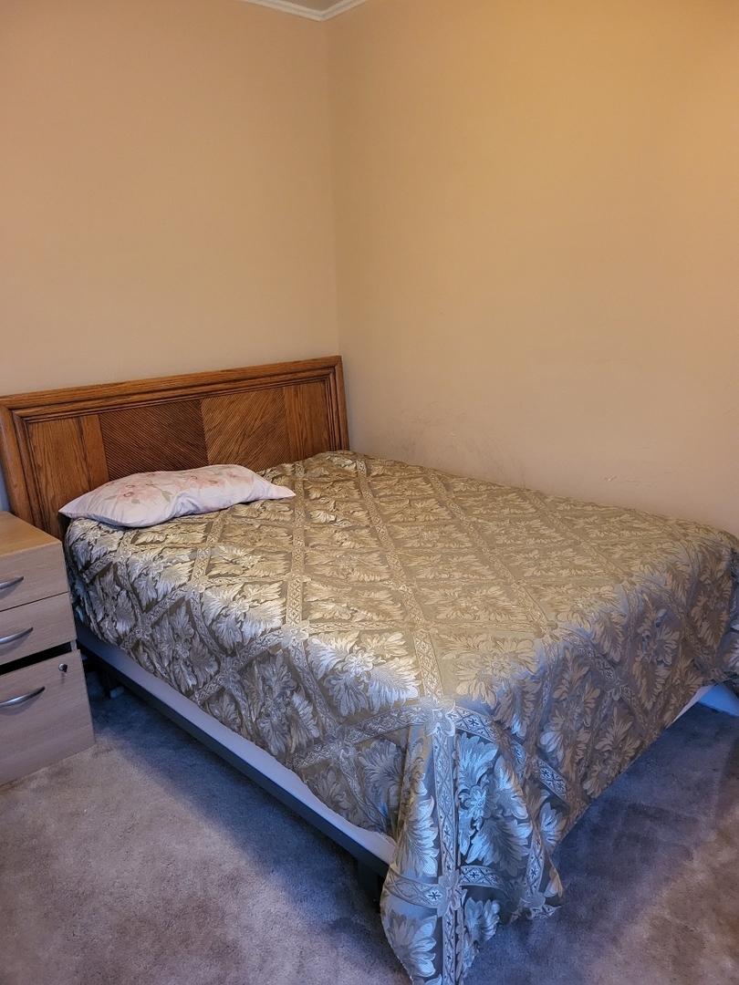 7710 W 66th Street, Bedford Park, IL 60501