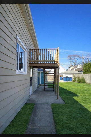 7710 W 66th Street, Bedford Park, IL 60501