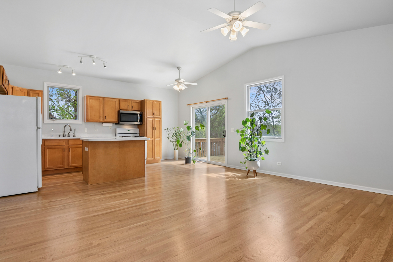 7509 Marblehead Road, Wonder Lake, IL 60097