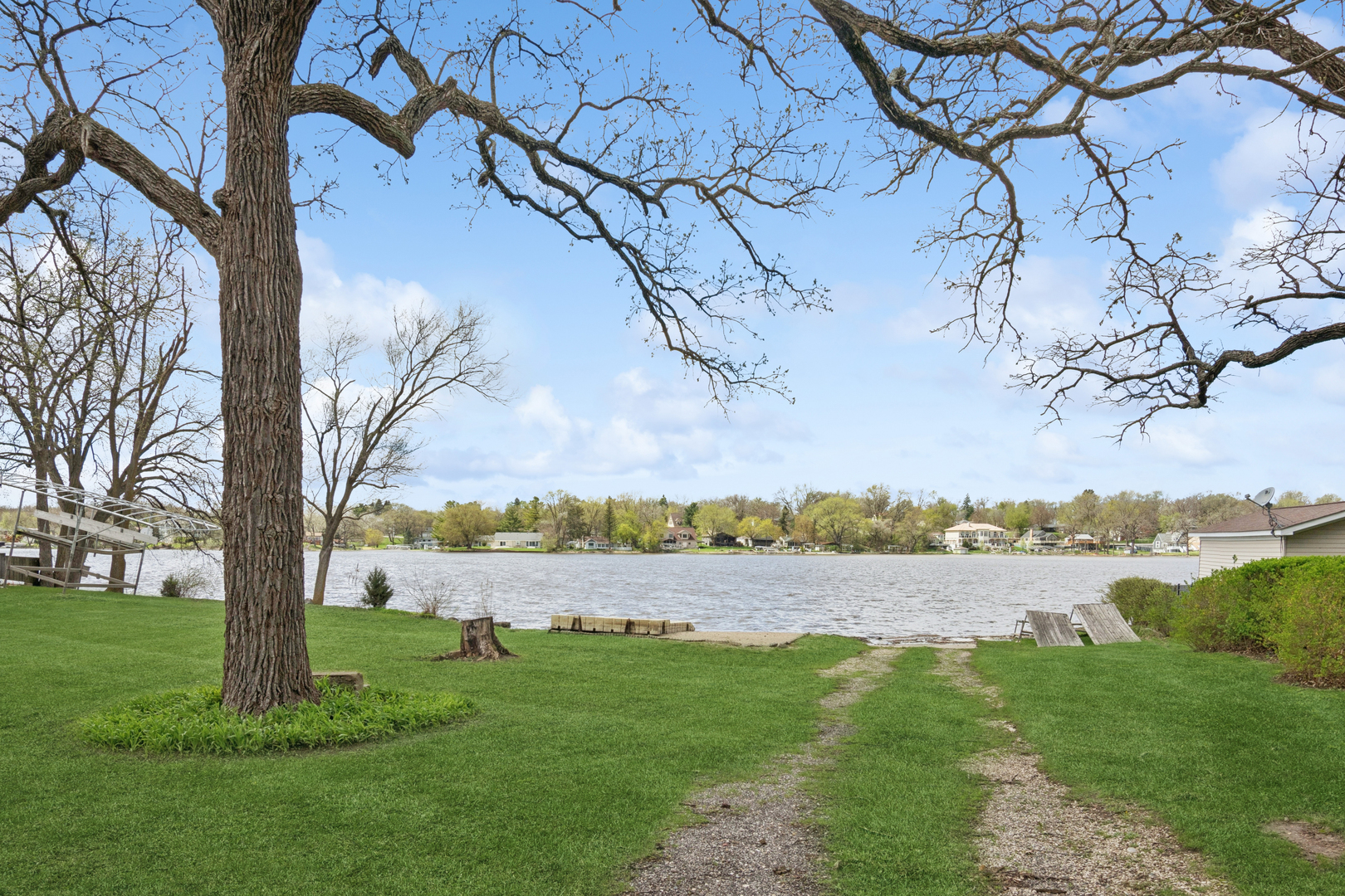 7509 Marblehead Road, Wonder Lake, IL 60097