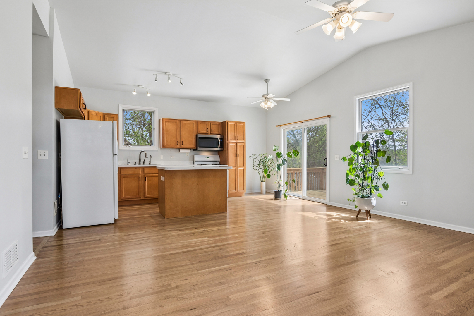 7509 Marblehead Road, Wonder Lake, IL 60097