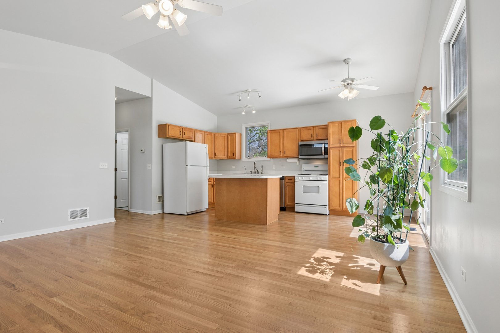 7509 Marblehead Road, Wonder Lake, IL 60097