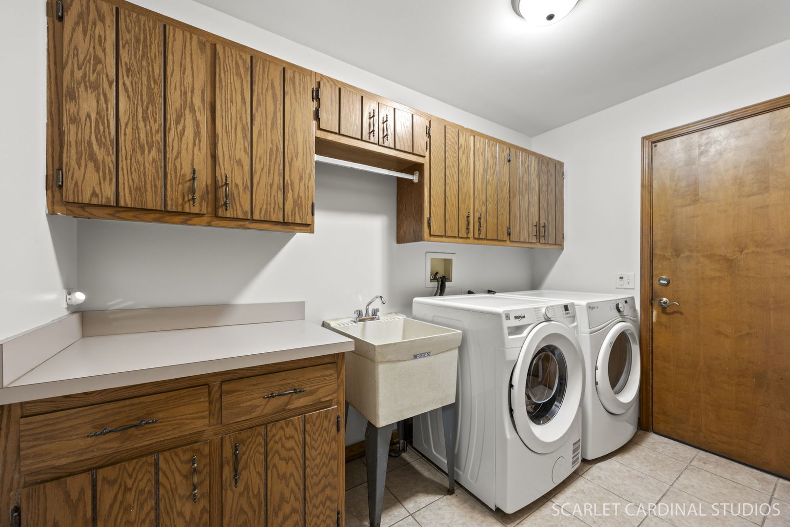 1028 Whitewater Lane, Naperville, IL 60540