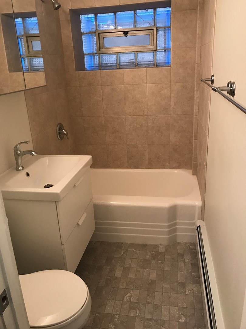 1821 Grove Avenue, Berwyn, IL 60402