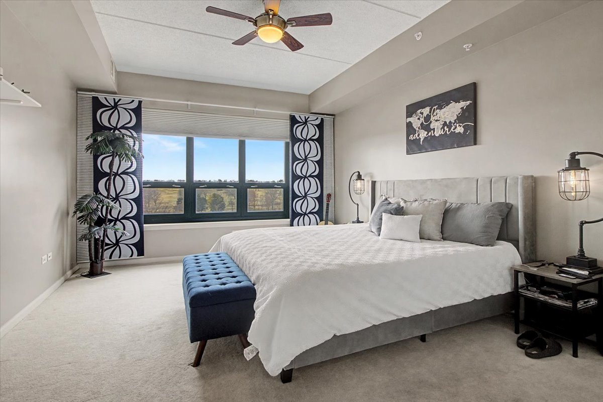 6420 Double Eagle Drive #501, Woodridge, IL 60517