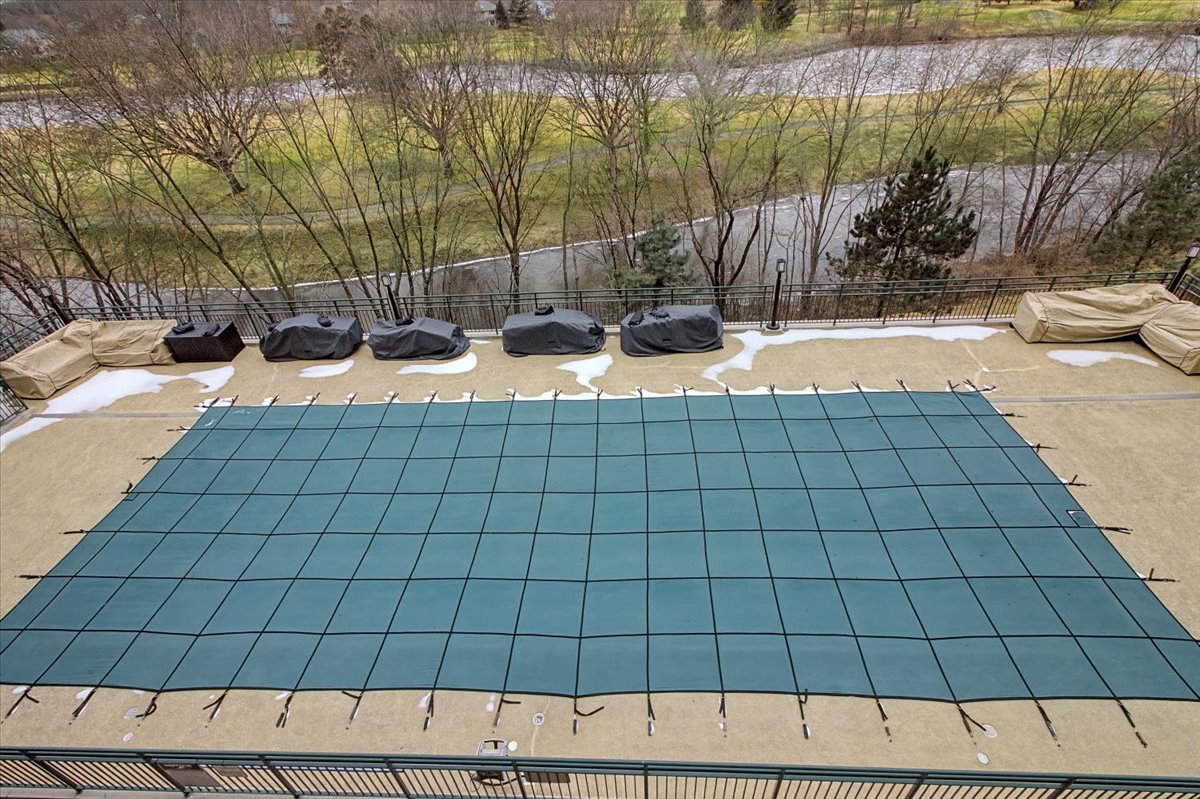 6420 Double Eagle Drive #501, Woodridge, IL 60517