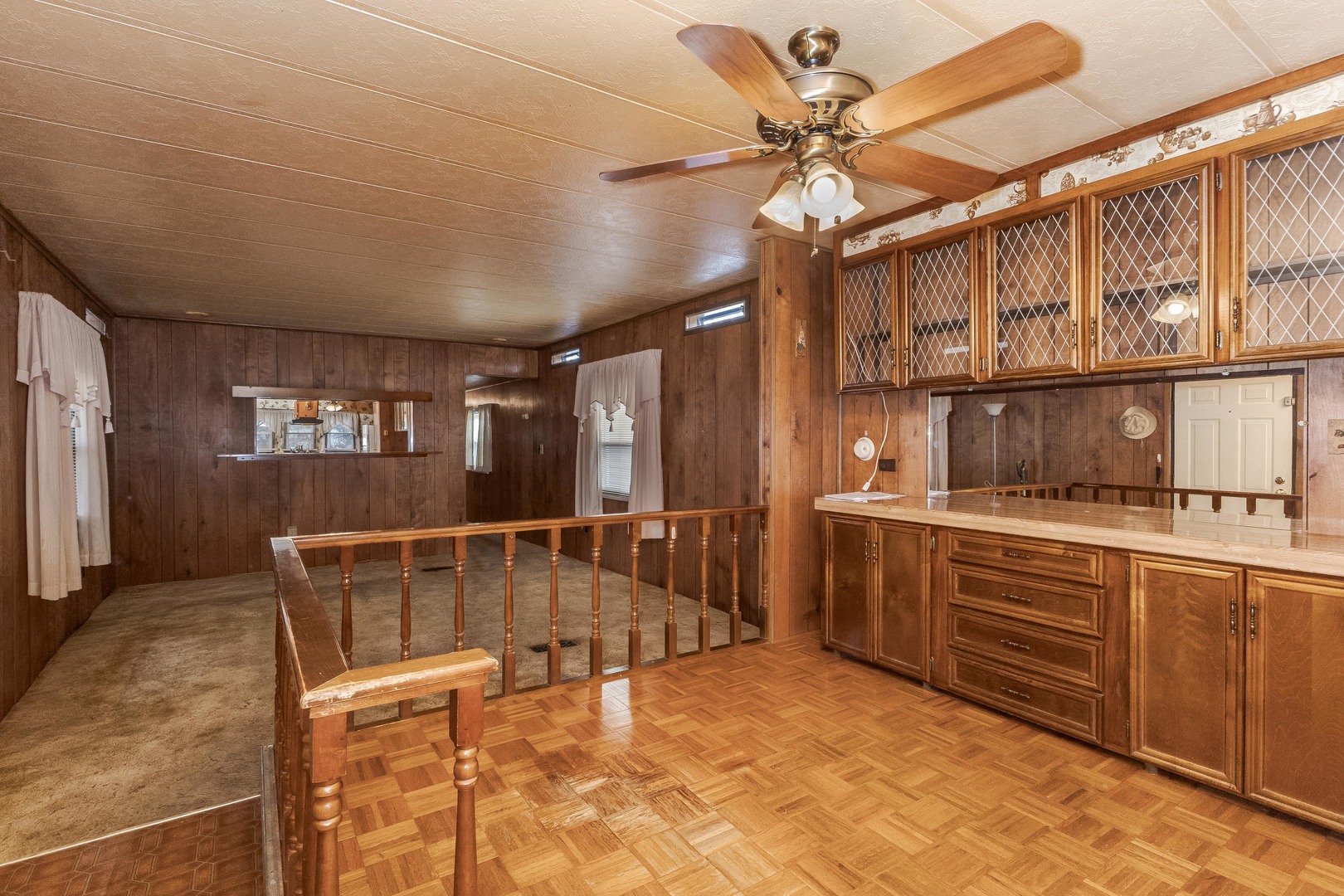 7 Oak Valley Road, Bloomington, IL 61704