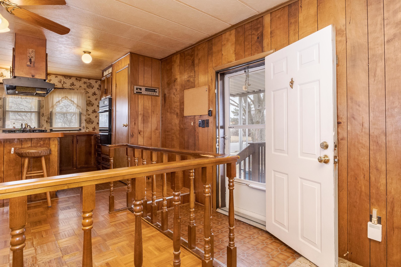 7 Oak Valley Road, Bloomington, IL 61704