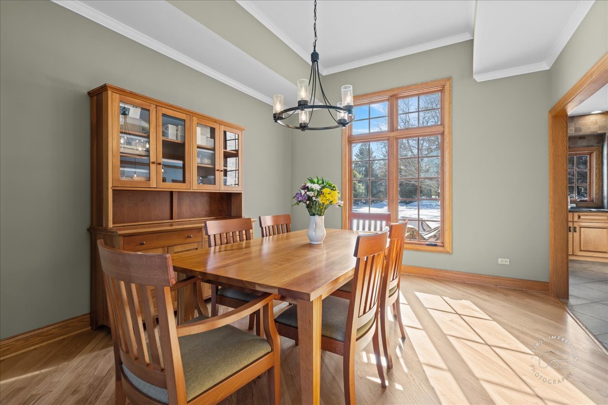 7N224 Whispering Trail, St. Charles, IL 60175