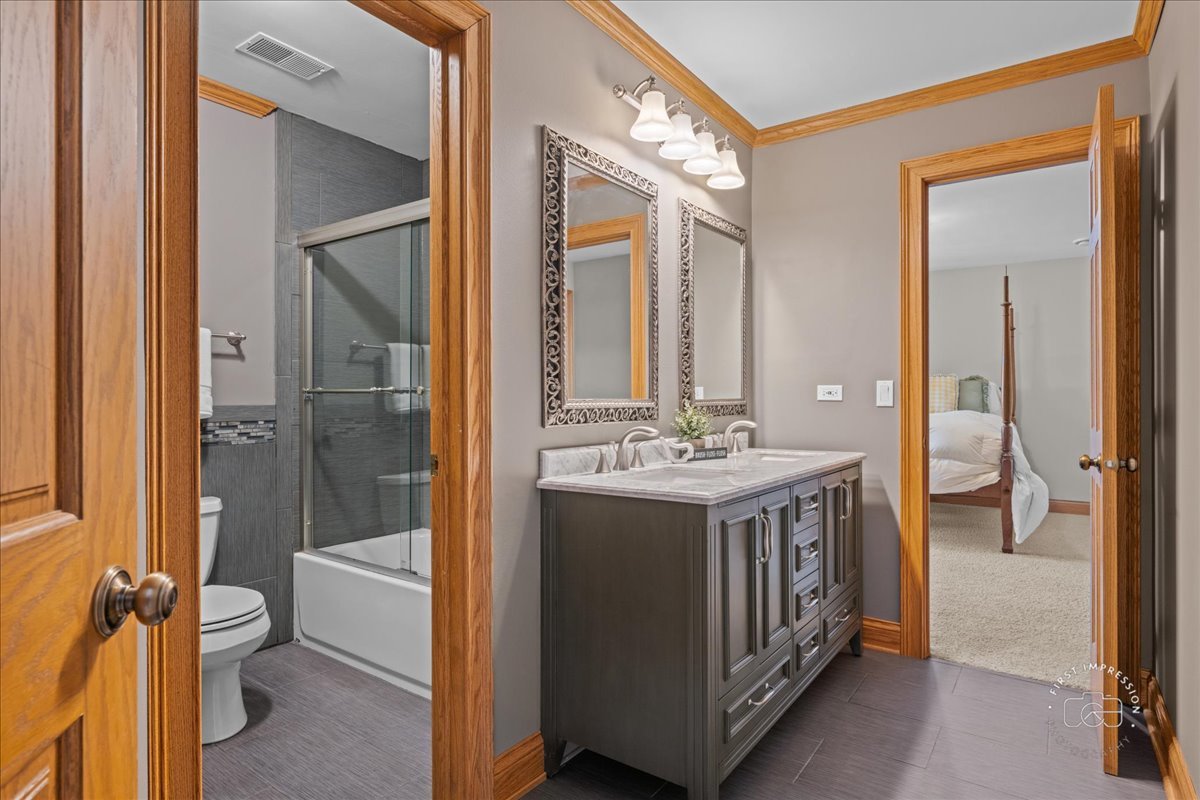 7N224 Whispering Trail, St. Charles, IL 60175