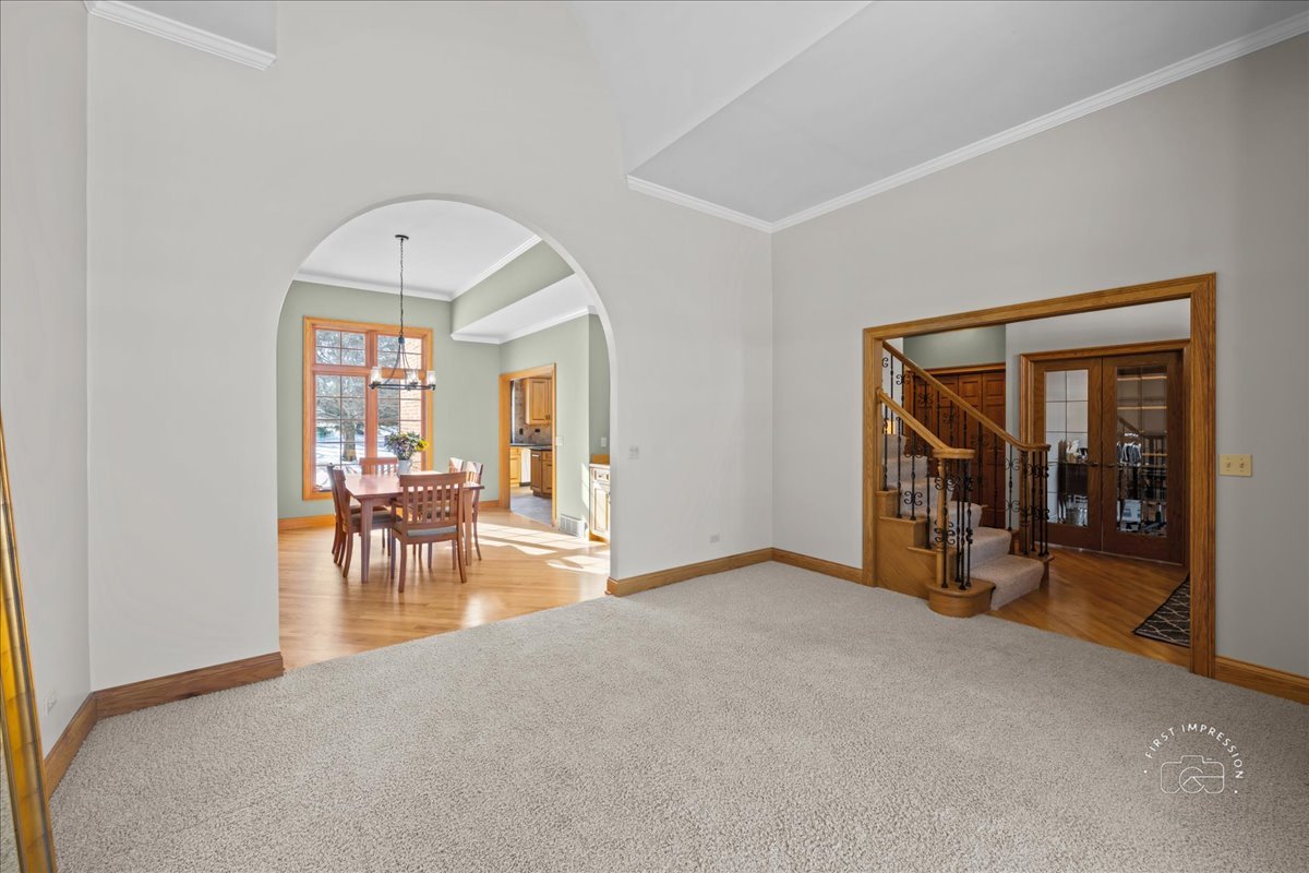 7N224 Whispering Trail, St. Charles, IL 60175