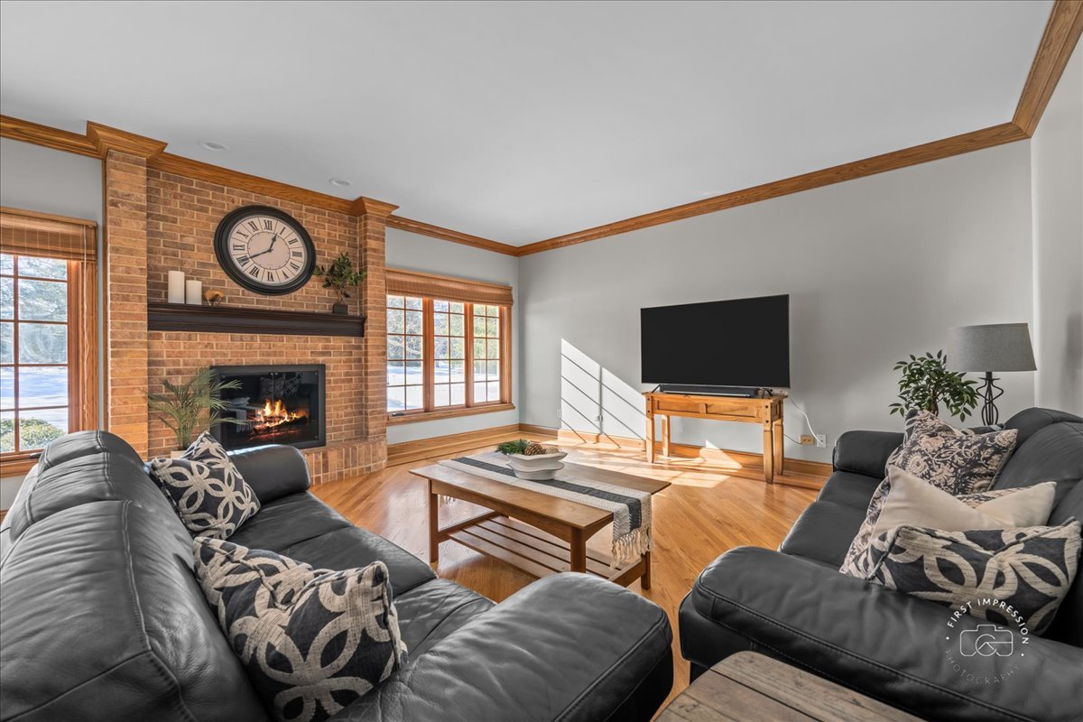 7N224 Whispering Trail, St. Charles, IL 60175