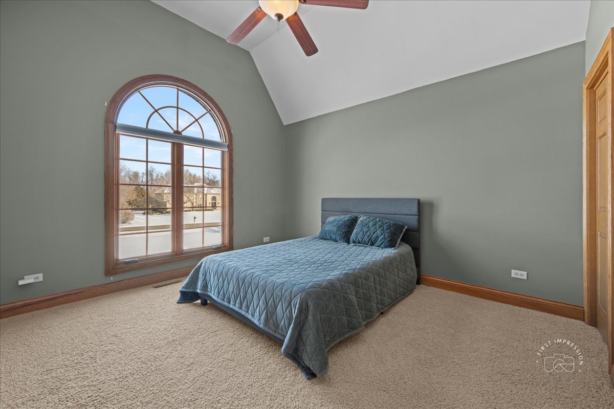 7N224 Whispering Trail, St. Charles, IL 60175