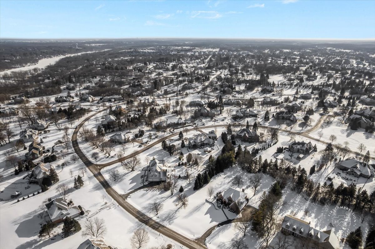 7N224 Whispering Trail, St. Charles, IL 60175