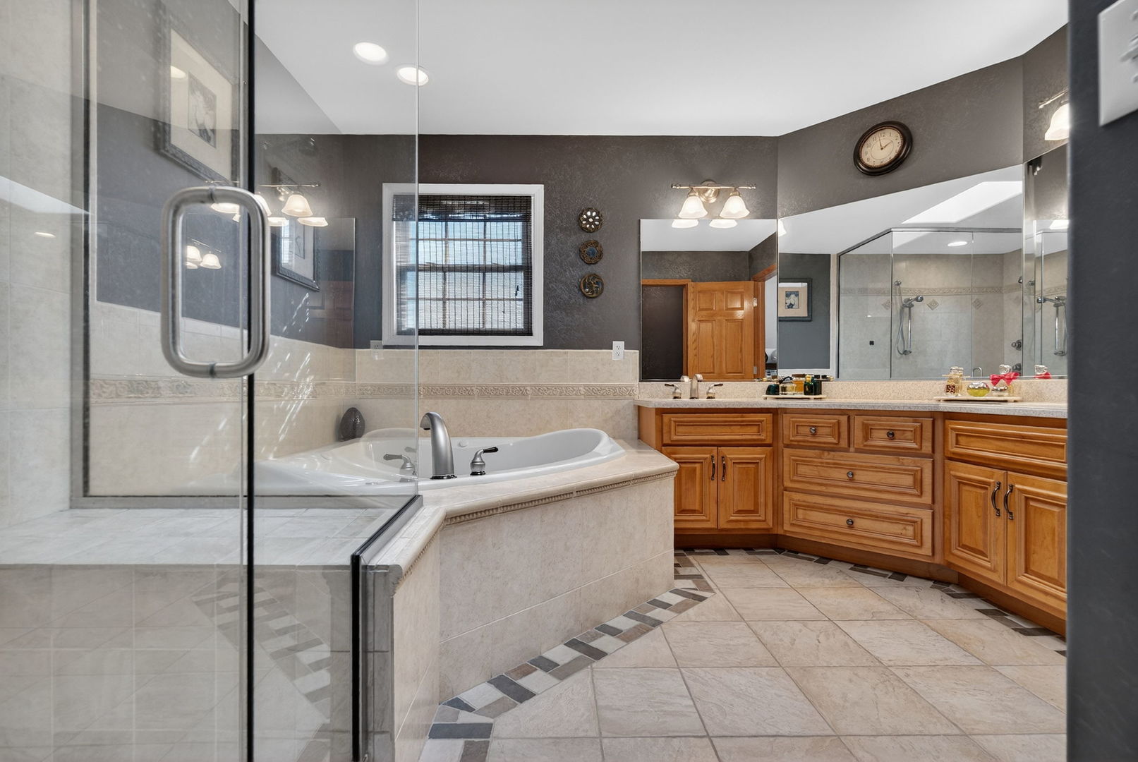 714 Joanne Drive, Minooka, IL 60447