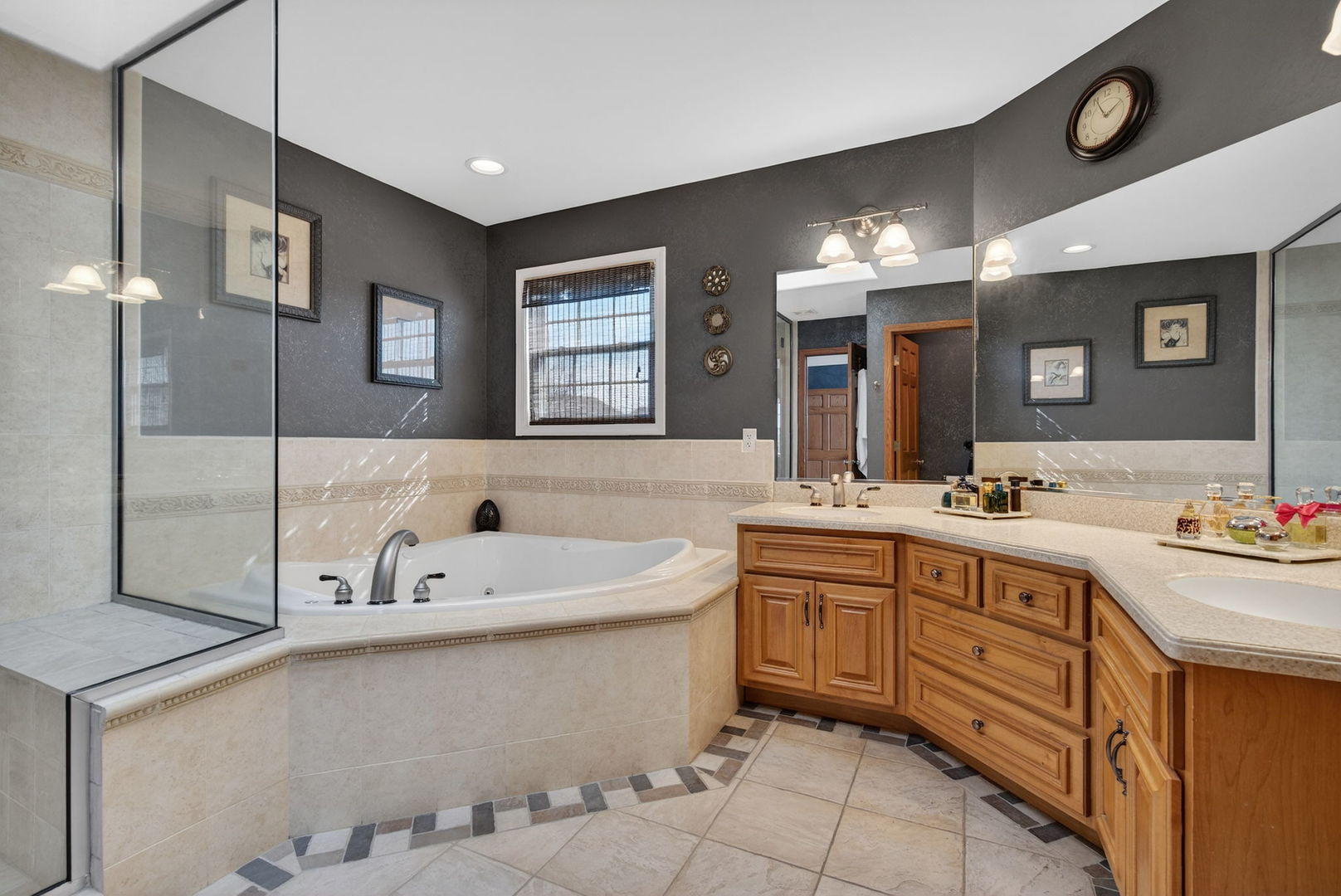 714 Joanne Drive, Minooka, IL 60447