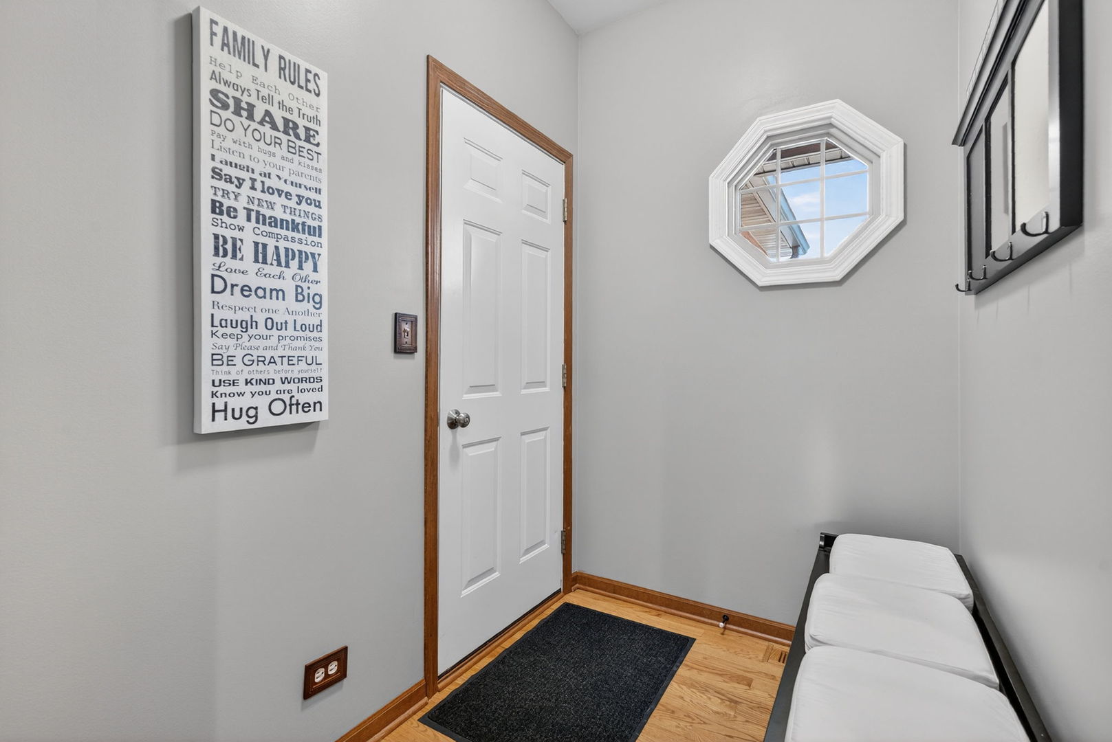 714 Joanne Drive, Minooka, IL 60447