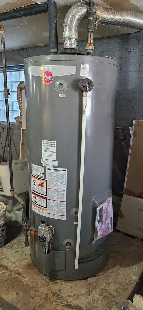 6551 N Sacramento Avenue, Chicago, IL 60645