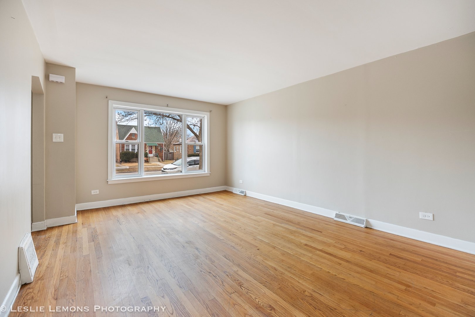 5431 S Natoma Avenue, Chicago, IL 60638