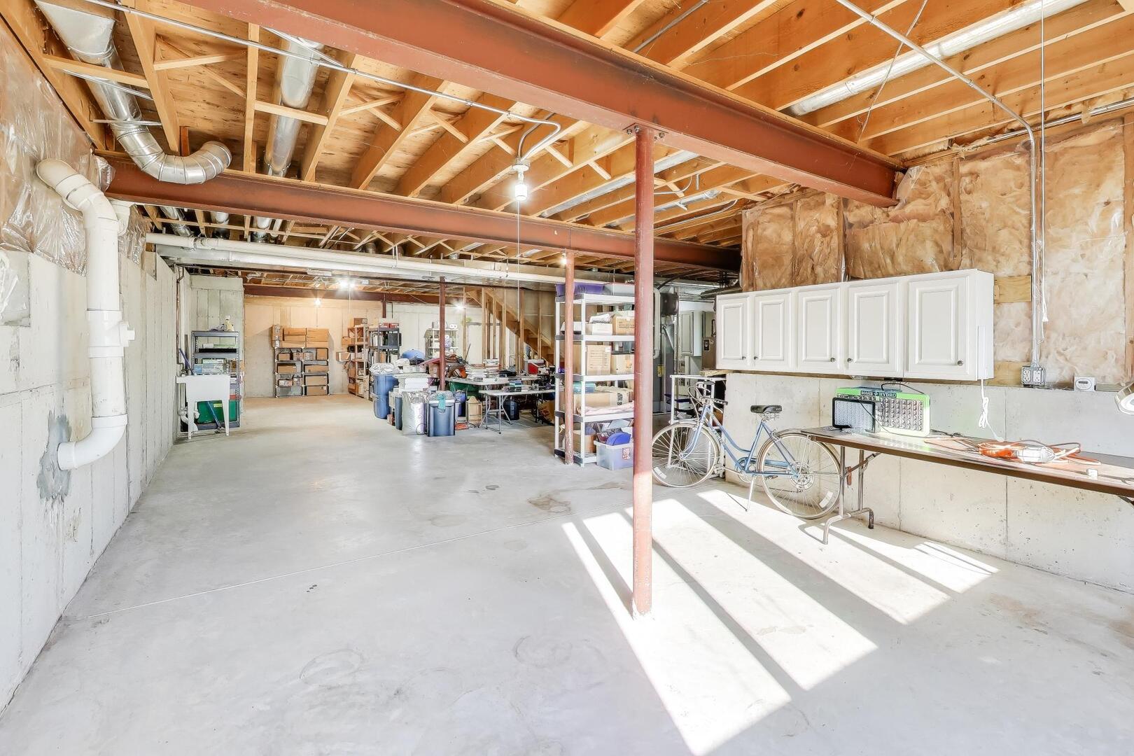 15N866 Meadow Court, Hampshire, IL 60140