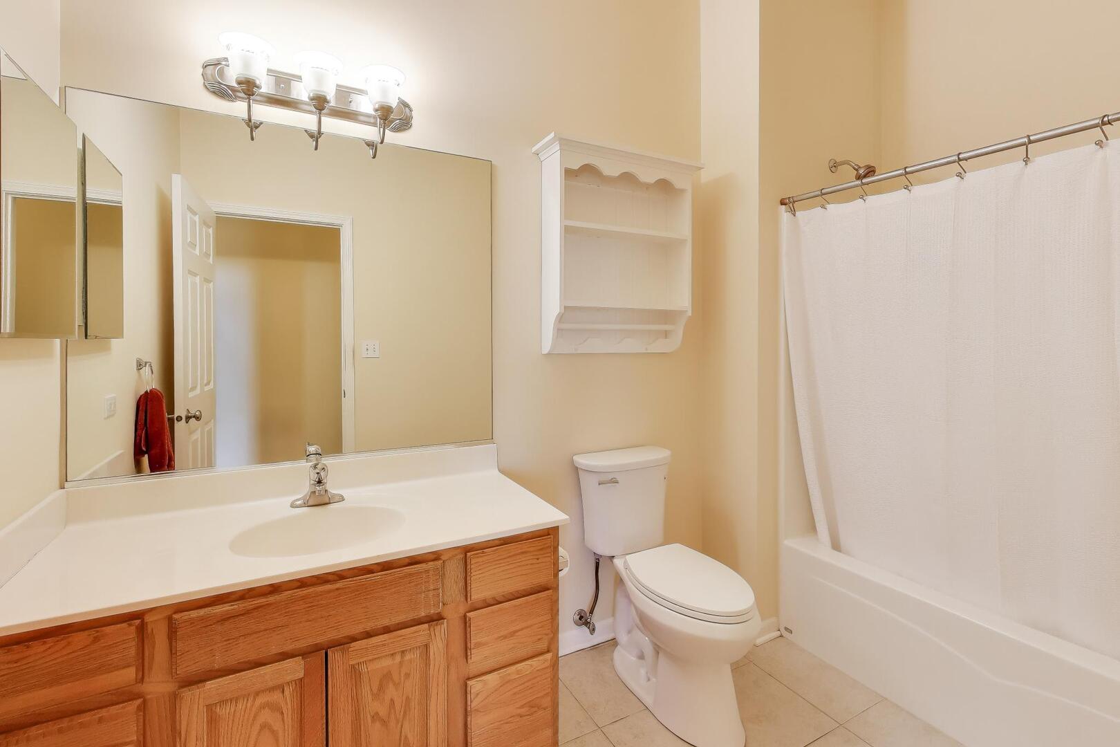 15N866 Meadow Court, Hampshire, IL 60140